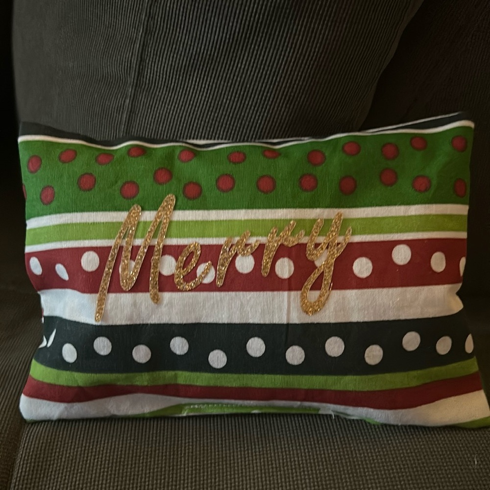 Small holiday decorative pillows - 2